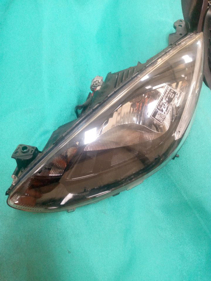 [HEADLIGHT ASSY LH]MAZDA DEMIO DE3AS 2014 ZJ-VE FF AT 4WD #000324A755346