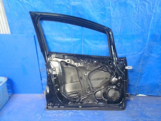 [Left F door panel]HONDA FIT HYBRID GP5 LEB AT 2WD #0BD3253172541