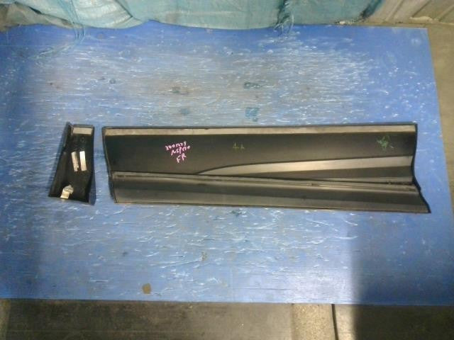 [Right F door protector]TOYOTA SIENTA NSP170G   #0BD3253174665