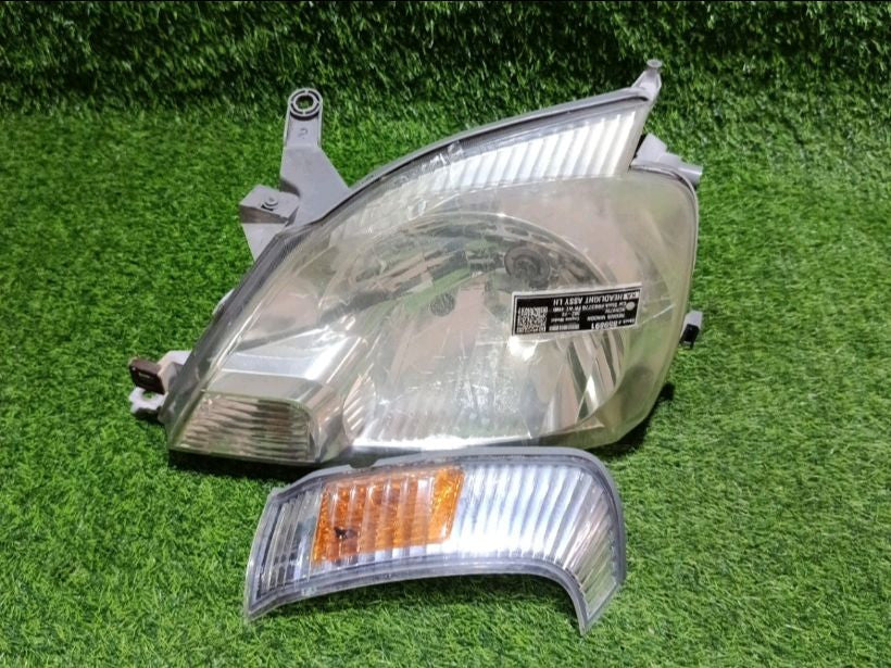 [HEADLIGHT ASSY LH]TOYOTA REGIUS WAGON RCH47W 2001 3RZ-FE FR AT 4WD #0003253859891