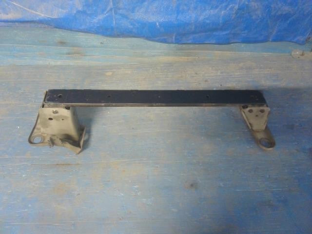 [CENTER MEMBER]TOYOTA LITE ACE VAN S402M 3SZ-VE AT 2WD #0BD3253171102