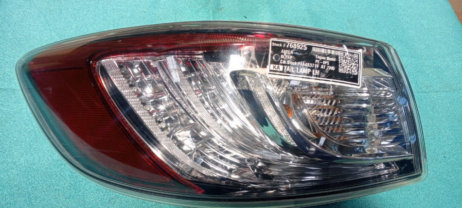 [TAIL LAMP LH]MAZDA AXELA BLFFP 2012 PE-VPS FF AT 2WD #000324A768925