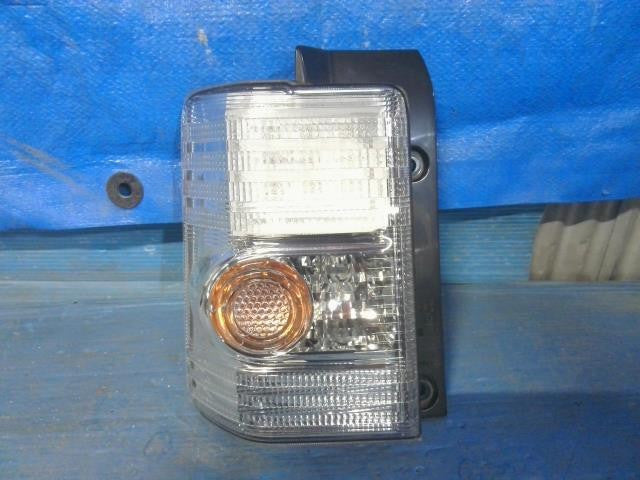 [TAIL LAMP LH]DAIHATSU MOVE CONTE L575S KF AT 2WD #0BD3253172053