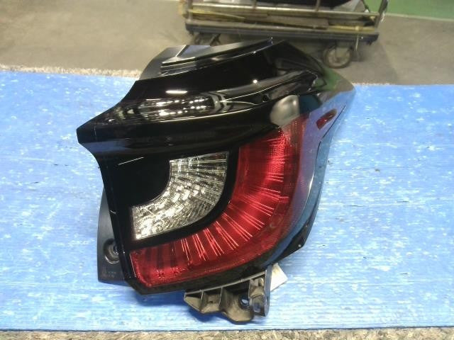 [TAIL LAMP RH]TOYOTA YARIS MXPH10   #0BD3253176668