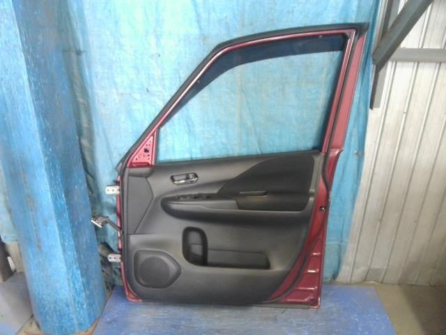 [F DOOR ASSY RH]NISSAN SERENA GFC27   #0BD3253178439