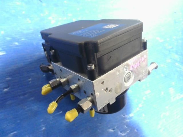 [ABS ACTUATOR]TOYOTA PASSO KGC35 1KR-FE AT 4WD #0BD3253177021