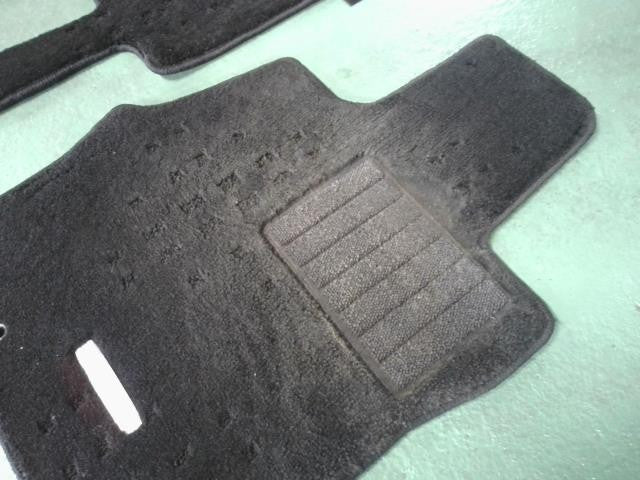 [FLOOR MAT SET]NISSAN SERENA GC27   #0BD3253178398