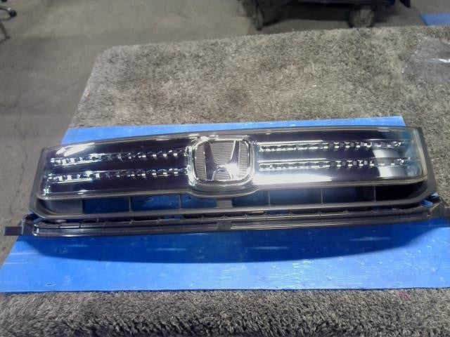 [GRILLE]HONDA FREED SPIKE HYBRID GP3 LEA AT 2WD #0BD3253172777
