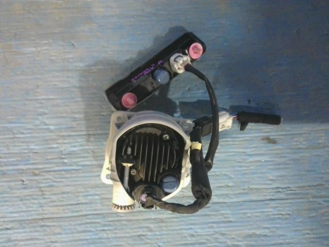 [FOG LAMP RH]TOYOTA TANK M900A 1KR-FE AT 2WD #0BD3253172000