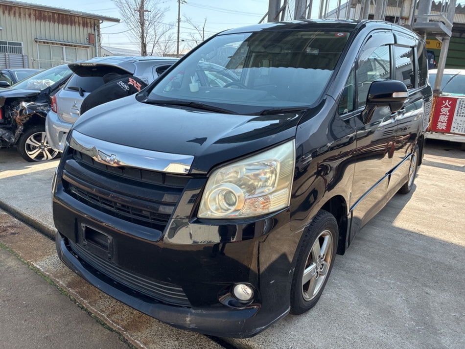 [FENDER RH]TOYOTA NOAH ZRR70W 2008 3ZR-FAE FF AT 2WD #0003263053708