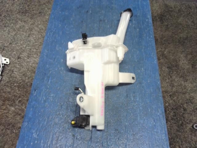 [WASHER TANK]TOYOTA YARIS CROSS MXPB10 M15A-FKS AT 2WD #0BD3253183113
