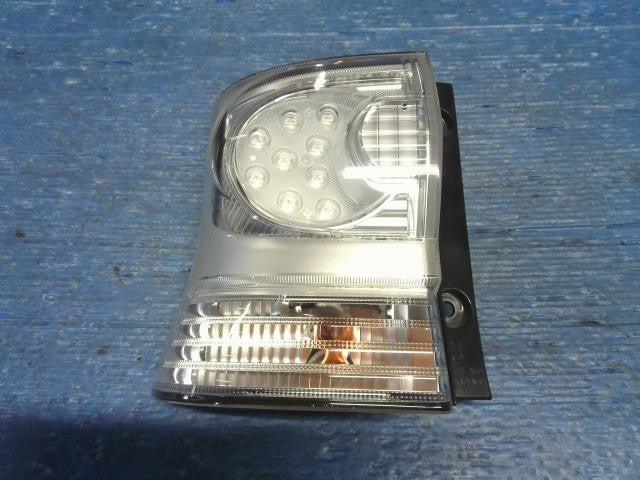 [TAIL LAMP LH]DAIHATSU TANTO L375S KF AT 2WD #0BD3253182002