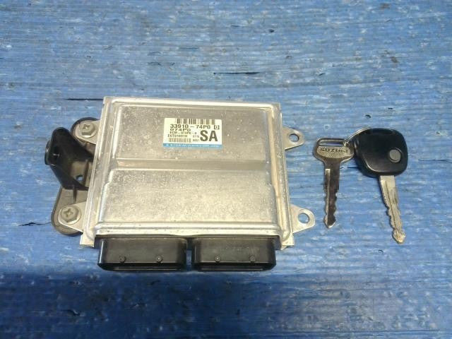 [ENGINE COMPUTER]SUZUKI ALTO VAN HA36V R06A AT 2WD #0BD3253180694