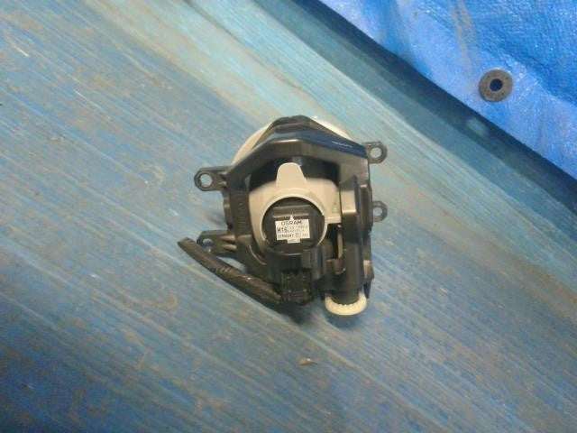 [FOG LAMP LH]TOYOTA VOXY ZRR80G 3ZR-FAE AT 2WD #0BD3253171854