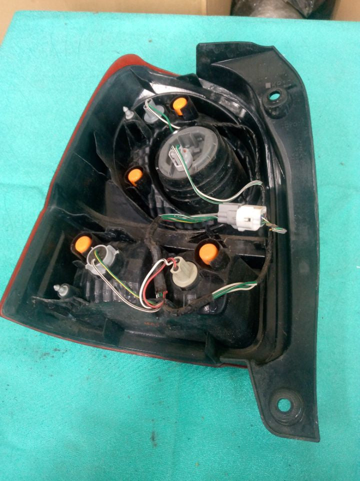 [TAIL LAMP RH]TOYOTA PORTE NSP141 2018 2NR-FKE FF AT 2WD #000324A765168