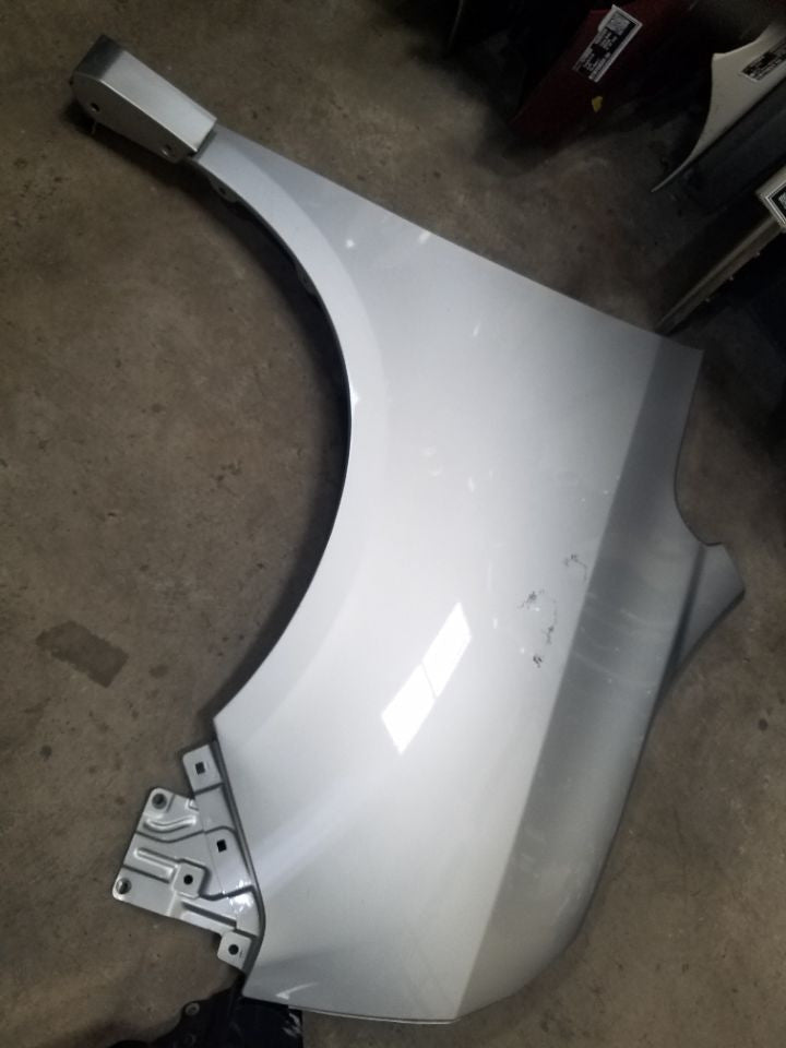 [FENDER RH]TOYOTA VOXY ZRR70 3ZR-FAE FF AT 2WD #0003245673685