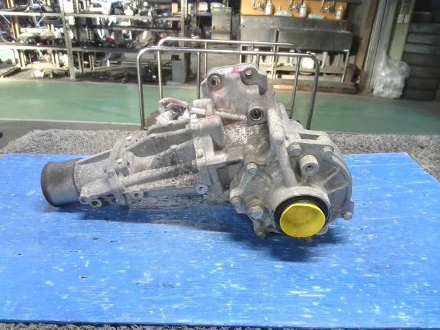 [TRANSFERS]MITSUBISHI DELICA_D:5 CV5W 4B12 AT 4WD #0BD3253176945