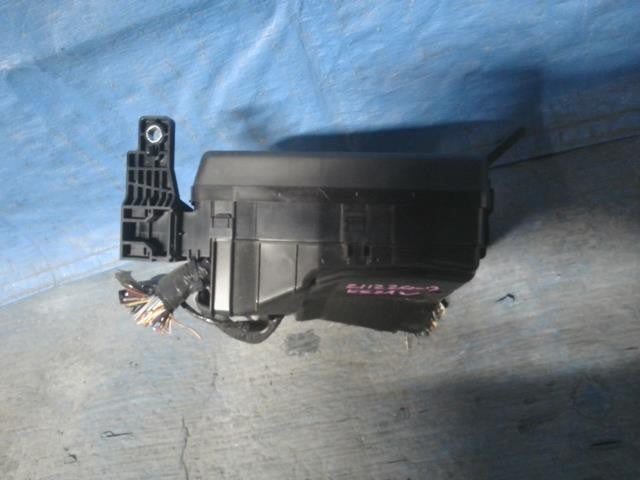 [FUSE BOX]MAZDA CX-5 KE2AW SH-VPTS AT 4WD #0BD3253170833