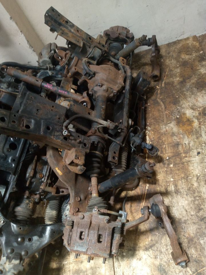 [F AXLE ASSY]NISSAN CARAVAN VAN VWME25 2007 ZD30DDTi FR AT 4WD #0003246688833
