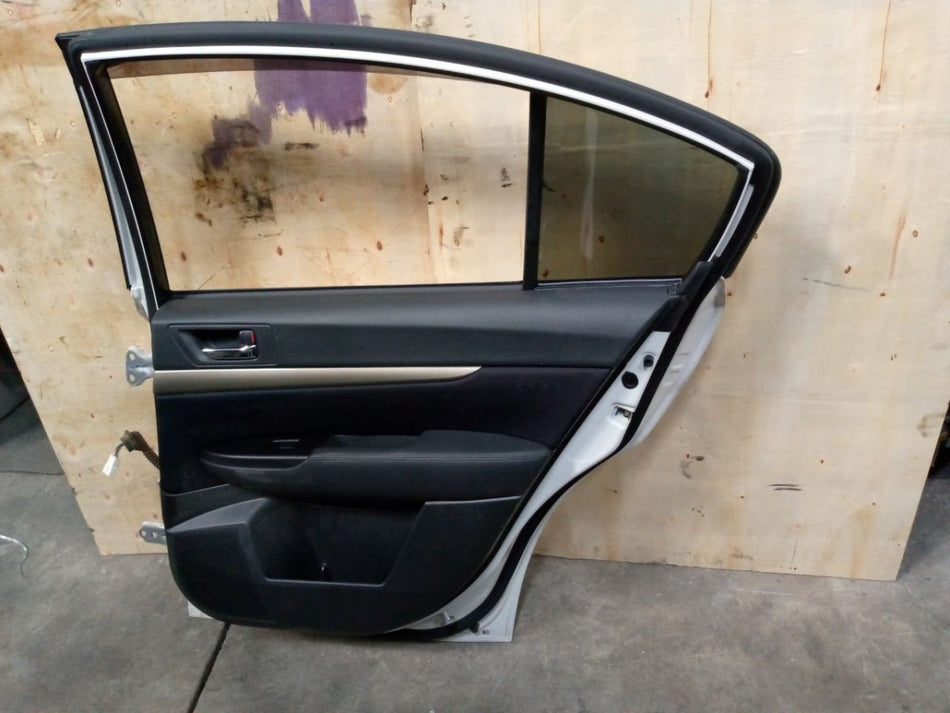 [R DOOR ASSY RH]SUBARU LEGACY B4 BM9 2011 EJ25 FF AT 4WD #0003244650921