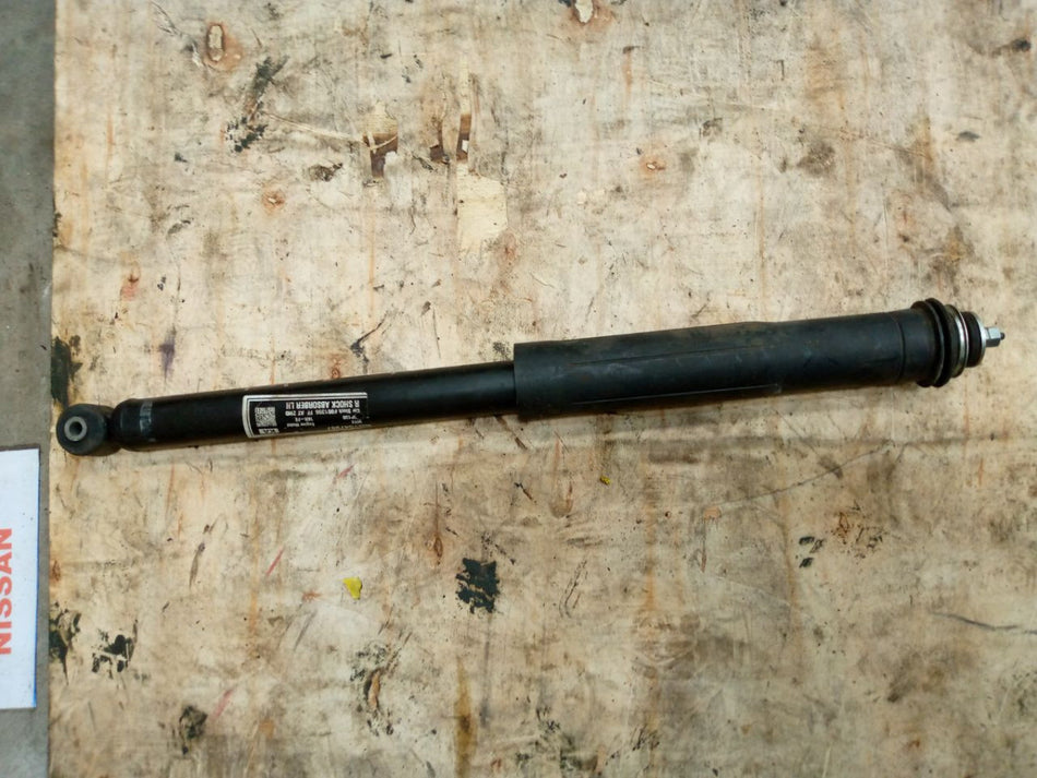 [R SHOCK ABSORBER LH]TOYOTA VITZ KSP130 2012 1KR-FE FF AT 2WD #000323B547987