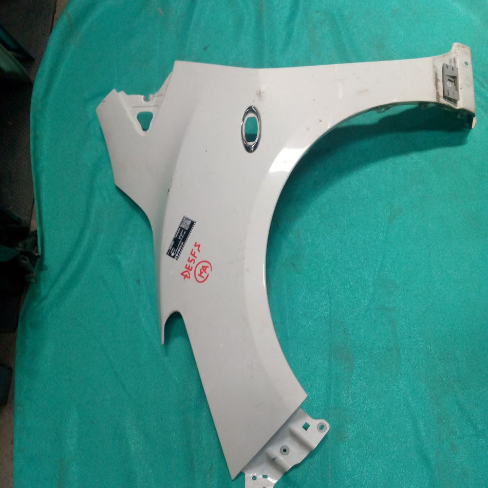 [FENDER LH]MAZDA DEMIO DE5FS 2013 ZY-VE FF AT 2WD #0003247701997