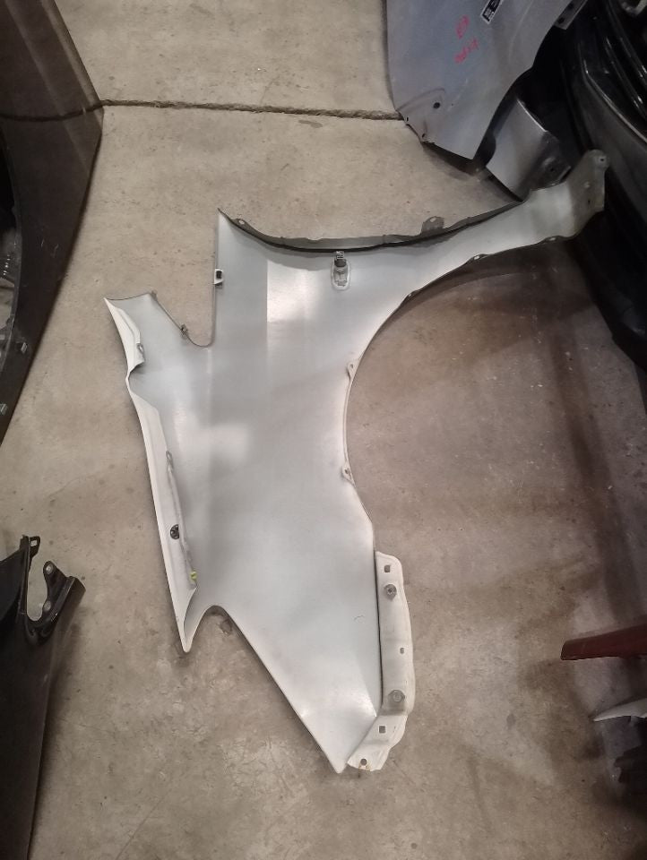 [FENDER RH]TOYOTA COROLLA SPACIO NZE121 2003 1NZ-FE FF AT 2WD #0003244640764