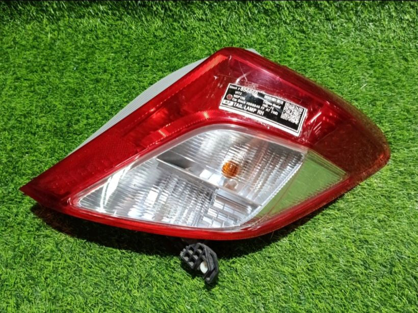 [TAIL LAMP RH]TOYOTA VITZ NSP130 2012 1NR-FE FF AT 2WD #0003253856860