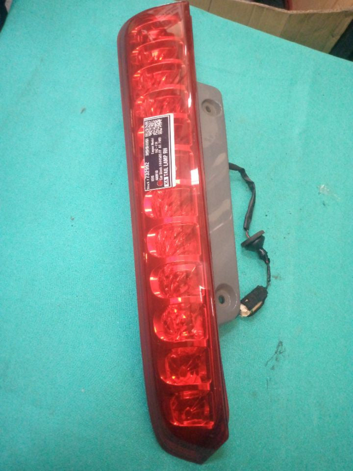 [TAIL LAMP RH]TOYOTA ISIS ANM10 2005 1AZ-FSE FF AT 2WD #0003248732992
