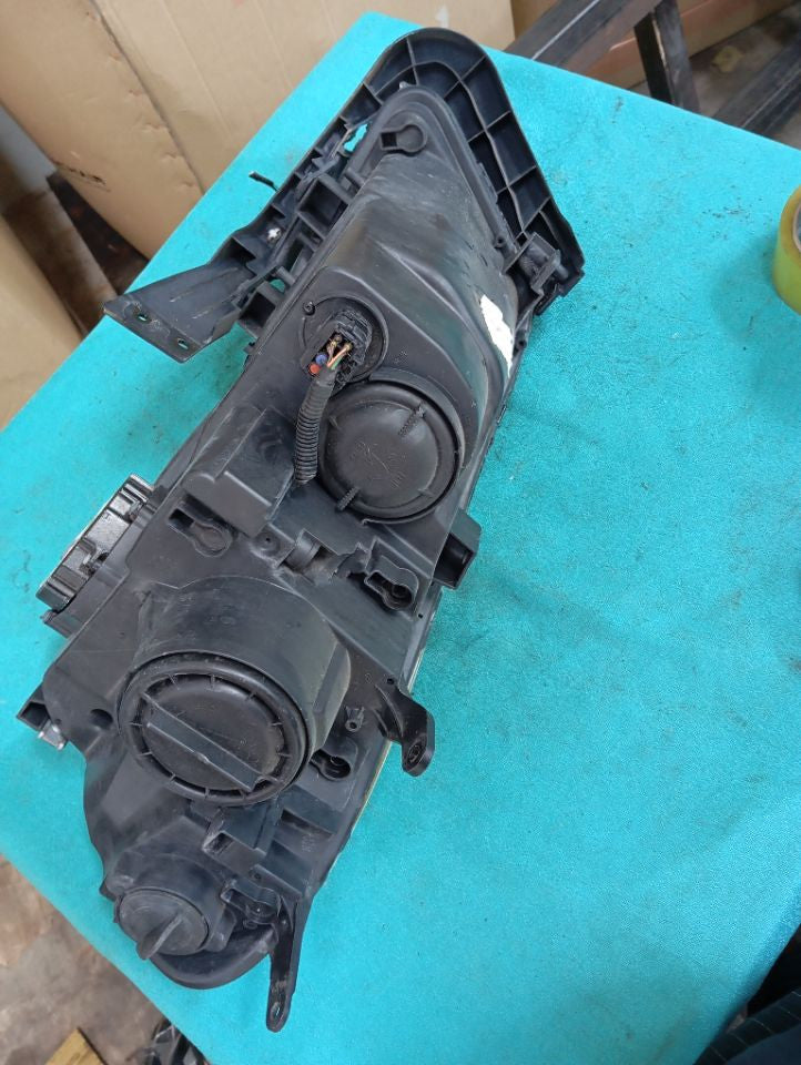 [HEADLIGHT ASSY RH]SUZUKI KIZASHI RF91S 2013 J24B FF AT 4WD #000324B772653