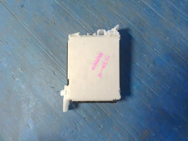 [FUSE BOX]TOYOTA YARIS MXPH10 M15A-FXE AT 2WD #0BD3253171017