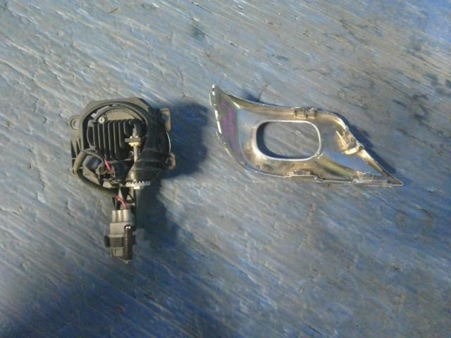 [FOG LAMP LH]DAIHATSU CAST LA250S KF AT 2WD #0BD3253174379