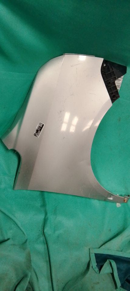 [FENDER RH]TOYOTA VOXY ZRR70W 2009 3ZR-FAE FF AT 2WD #000324C802520
