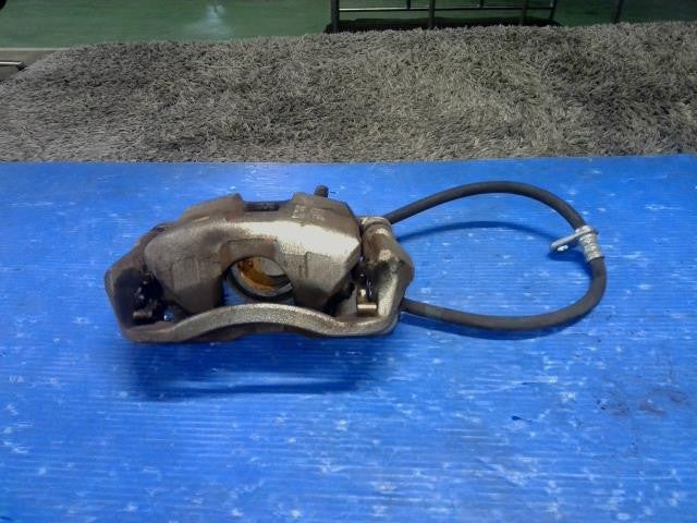 [F CALIPER LH]HONDA FIT GK3 L13B AT 2WD #0BD3253172983
