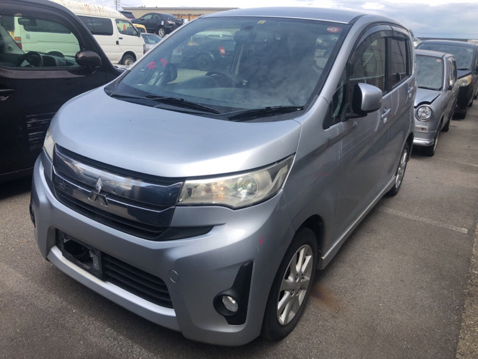 [R BUMPER ASSY]MITSUBISHI eK CUSTOM B11W 2013 3B20 FF AT 2WD #000324A756980
