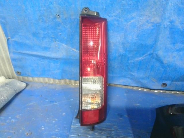[TAIL LAMP RH]SUZUKI EVERY WAGON DA64W K6A AT 2WD #0BD3253173016