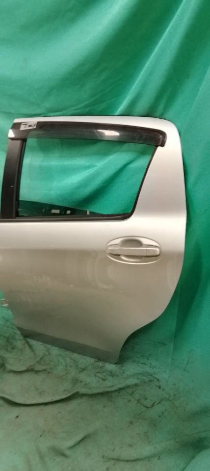 [R DOOR ASSY LH]TOYOTA VITZ KSP130 2012 1KR-FE FF AT 2WD #000324B773976