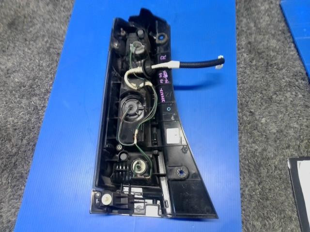 [TAIL LAMP RH]HONDA N BOX SLASH JF1 S07A AT 2WD #0BD3253172581