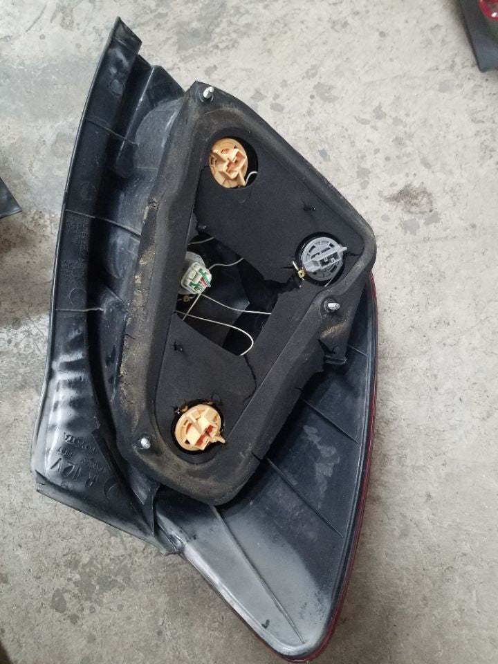 [TAIL LAMP RH]TOYOTA COROLLA SPACIO NZE121 2003 1NZ-FE FF AT 2WD #0003244640772