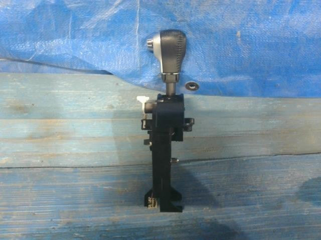 [SHIFT LEVER]TOYOTA TANK M900A 1KR-FE AT 2WD #0BD3253171086