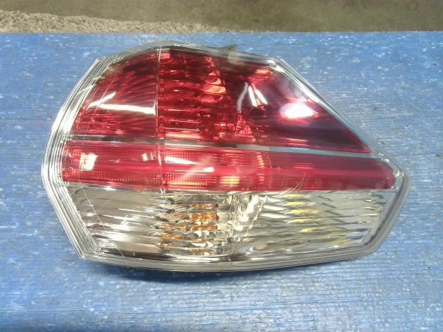 [TAIL LAMP RH]NISSAN X-TRAIL T32 MR20DD AT 2WD #0BD3253182076