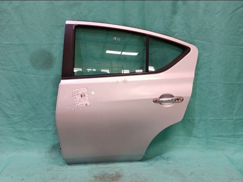 [R DOOR ASSY LH]NISSAN LATIO N17 2013 HR12DE FF AT 2WD #0473264026145
