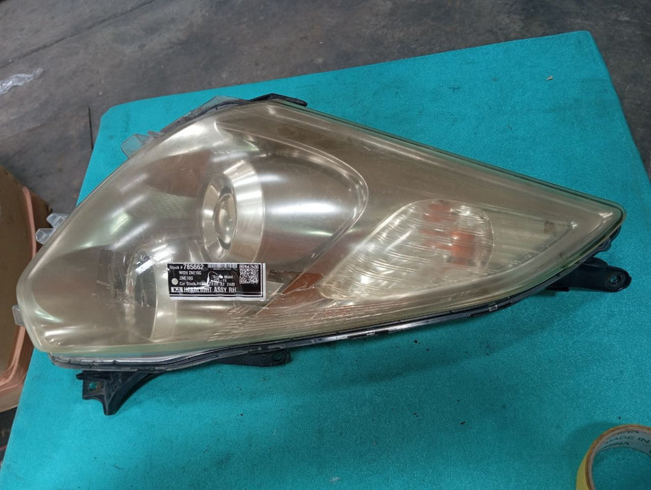 [HEADLIGHT ASSY RH]TOYOTA WISH ZNE10G 2006 1ZZ-FE FF AT 2WD #000324B785662