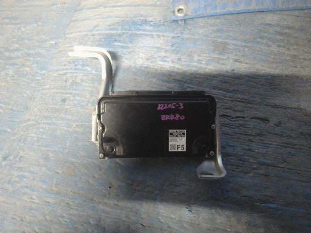 [ENGINE COMPUTER]TOYOTA NOAH ZRR80G 3ZR-FAE AT 2WD #0BD3253170924