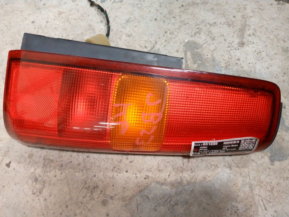 [TAIL LAMP RH]SUZUKI JIMNY JB23W 2001 K6A FR MT 2WD #0003244651695