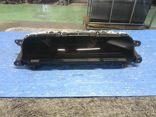 [SPEEDOMETER]TOYOTA PRIUS α ZVW41W 2ZR-FXE AT 2WD #0BD3253180783