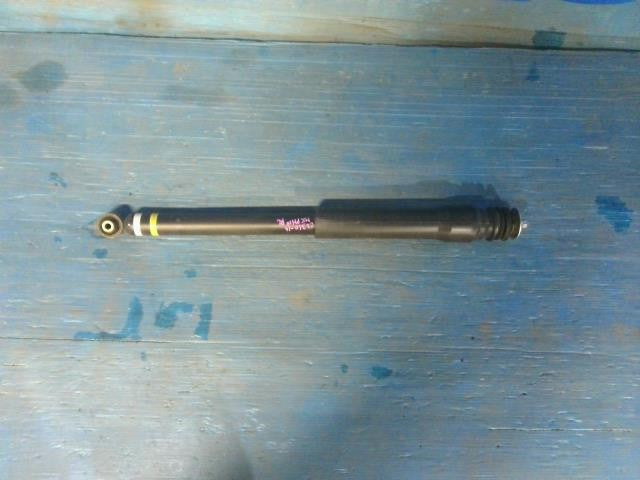 [R SHOCK ABSORBER LH]TOYOTA YARIS MXPH10 M15A-FXE AT 2WD #0BD3253171013