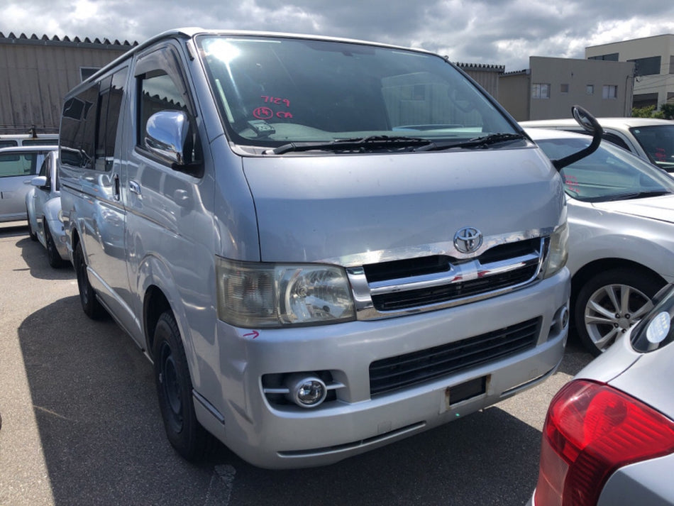 [FACE CUT]TOYOTA REGIUS ACE VAN KDH205 2006 2KD-FTV FR AT 4WD #0003248730209