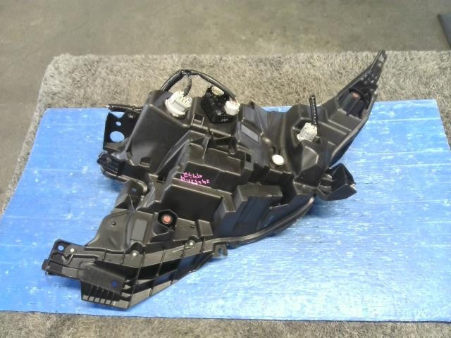[HEADLIGHT ASSY RH]NISSAN SAKURA B6AW   #0BD3253178409