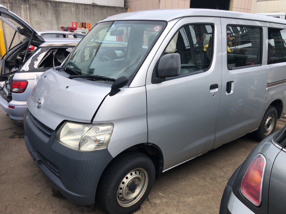 [F DOOR ASSY LH]TOYOTA TOWNACE VAN S412M 2012 3SZ-VE FR AT 4WD #000324B774655